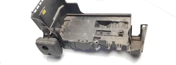 Opel Vectra C Battery tray 13111797
