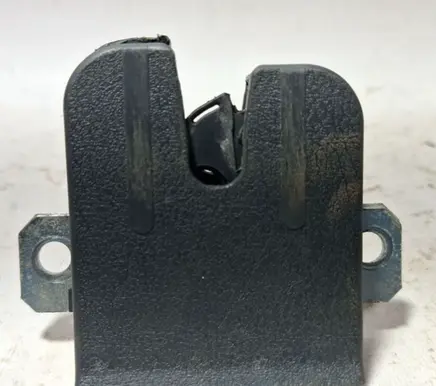 Tailgate/trunk/boot lock/catch/latch