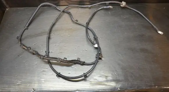 Audi A5 Sportback 8TA Positive cable (battery) 8K1971225H