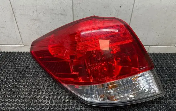 Subaru Legacy Rear/tail lights 22020067
