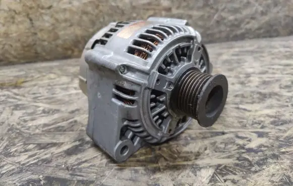 Jaguar XK8 - XKR Generator/alternator 2100421 B2026543