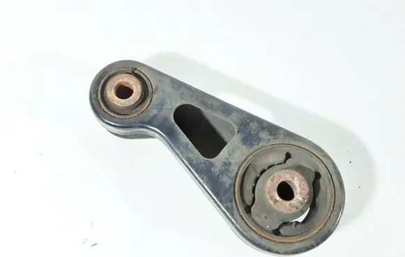 Toyota Prius (XW20) Engine mount bracket 1230921030