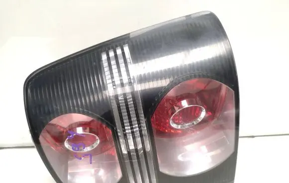 Volkswagen Touran I Rear/tail lights 11b671b 08271510