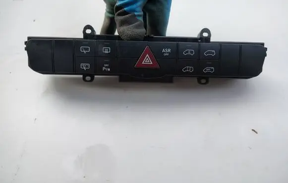 Hazard light switch