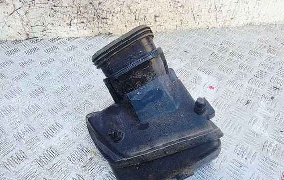 Opel Astra J Intake resonator 13313301