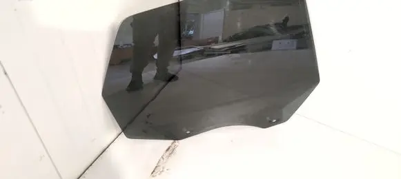 Dodge Durango III Rear door window glass