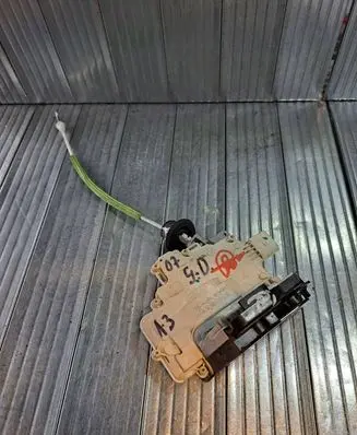 Audi A6 S6 C6 4F Rear door lock 4F0839016