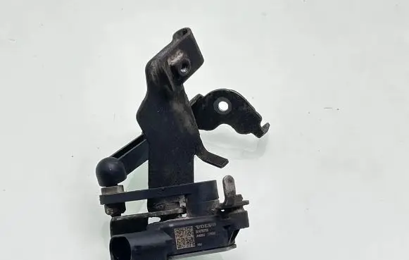 Volvo S90, V90 Headlight/headlamp level sensor 31476758