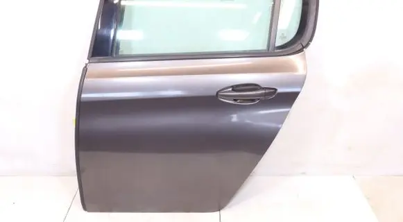 Peugeot 308 Rear door 