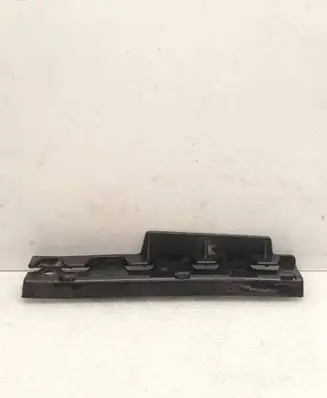 BMW 5 E60 E61 Front bumper mounting bracket 7066227