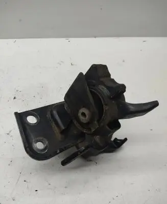 Toyota Avensis T270 Gearbox mount 123720R040