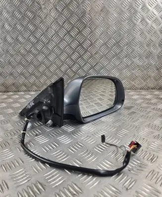 Front door electric wing mirror