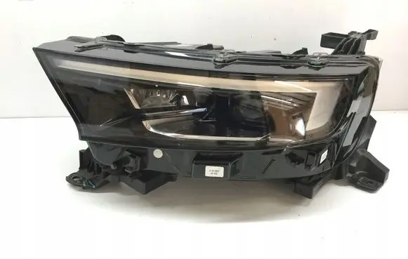 Opel Mokka B Headlight/headlamp 9834016880