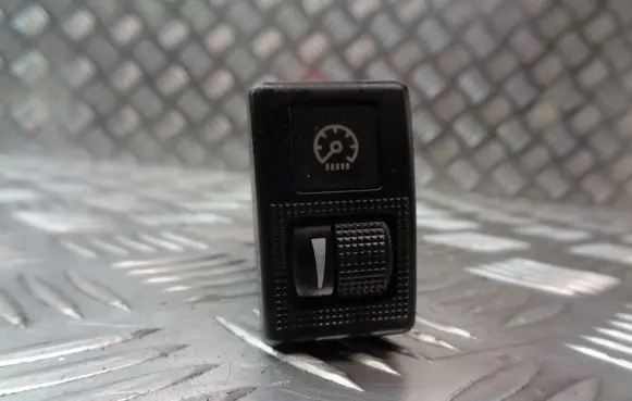 Mazda 6 Light relay 