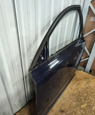 Volvo V50 Front door