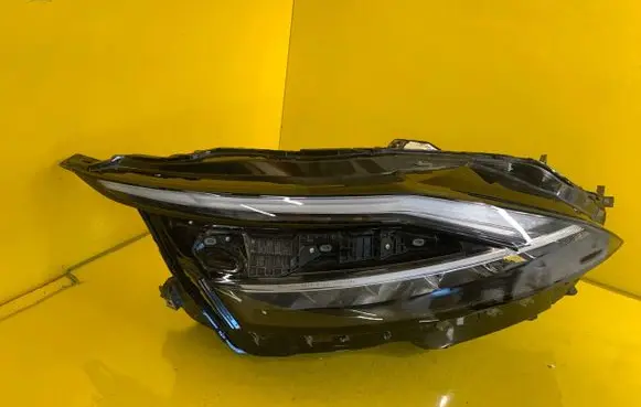 Nissan Qashqai J12 Headlight/headlamp 100-8D02J