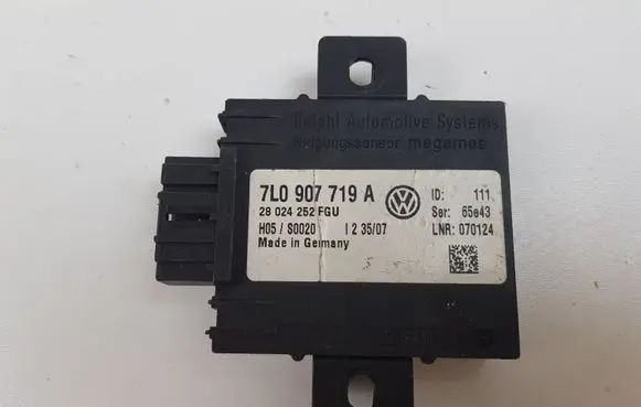 Volkswagen Phaeton Alarm control unit/module 7L0907719A