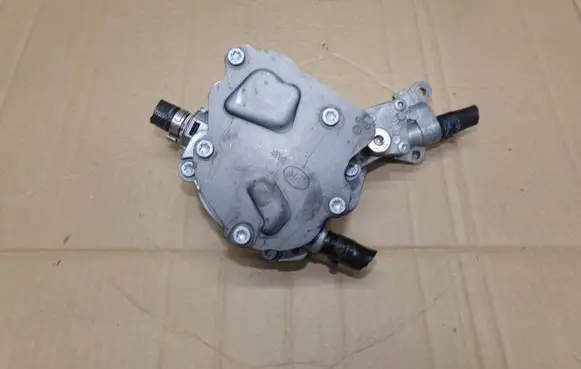 Volkswagen Transporter - Caravelle T5 Vacuum pump 038145209P