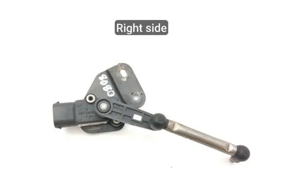 Headlight/headlamp level sensor