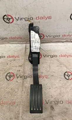 Ford Focus Accelerator throttle pedal EV619F836AA 6PV01036880