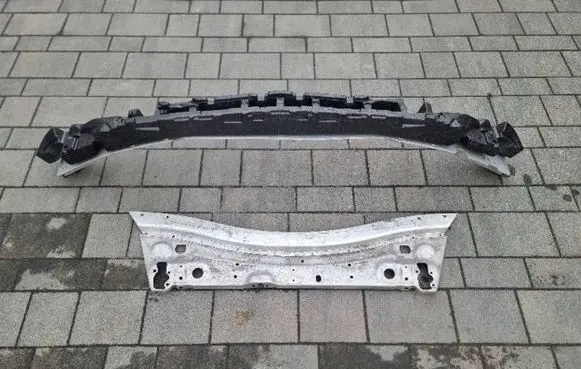 Mercedes-Benz GLC C253 Front axle beam 