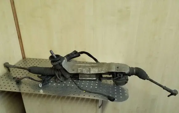 Volkswagen PASSAT CC Steering rack 1K0909144E