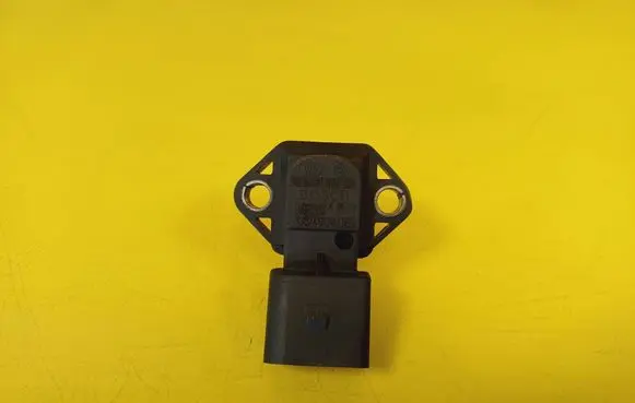 Audi A6 S6 C5 4B Air pressure sensor 0281002326