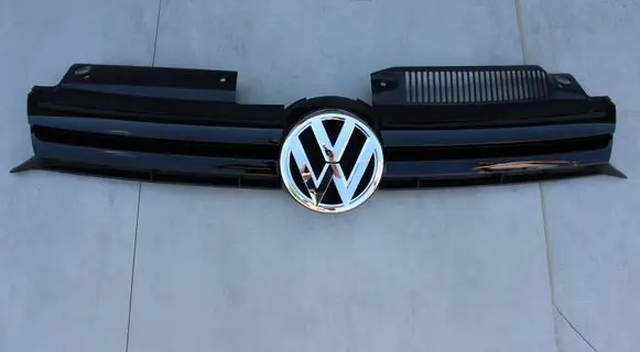 Volkswagen Golf VI Front bumper upper radiator grill 1K9853653A