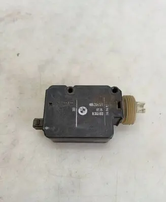 BMW 3 E36 Central locking motor 40620431 8353013 001