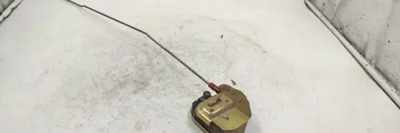 Chrysler Voyager Sliding door lock 
