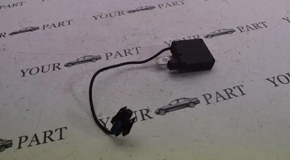 BMW X5 E53 Aerial antenna filter 8380945