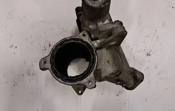 Audi A3 S3 8P Throttle valve 03G129637A 03G131502