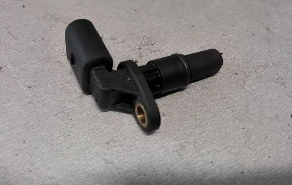 Audi A3 S3 A3 Sportback 8P Crankshaft position sensor 06B905163A
