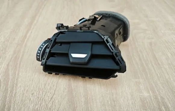 Dashboard side air vent grill/cover trim