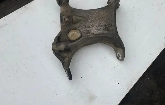 BMW 5 E60 E61 Rear upper control arm/wishbone 6758715