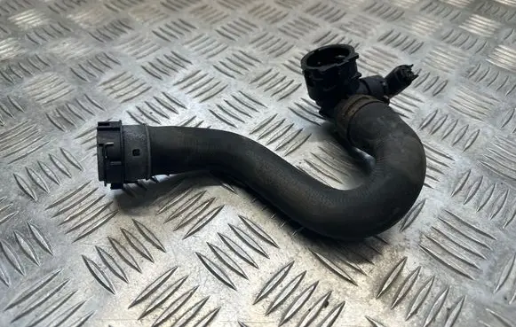 Mercedes-Benz GLC C253 Engine coolant pipe/hose A2135014982 CT152496B K667065A