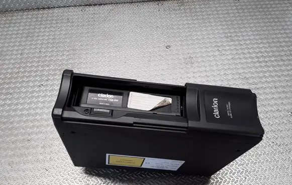 Navigation unit CD/DVD player