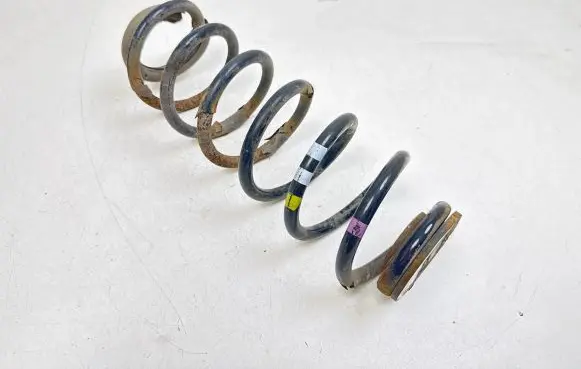 Peugeot 3008 I Rear coil spring