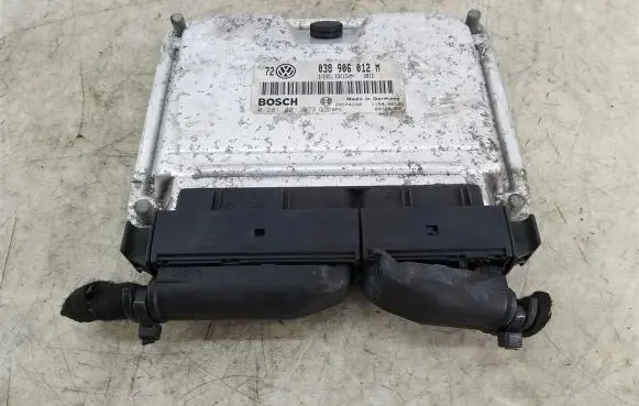 Audi A6 S6 C5 4B Engine control unit/module 038906012M