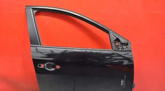 Renault Megane III Front door