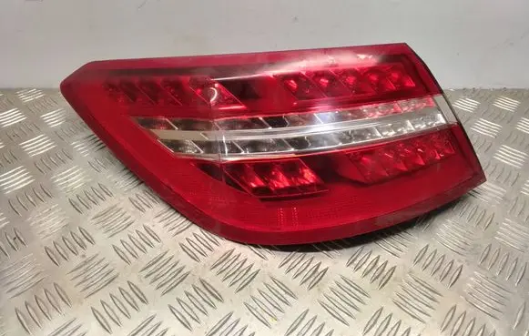 Mercedes-Benz E A207 Rear/tail lights A2078200164