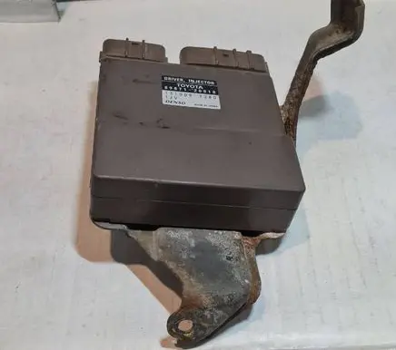 Toyota RAV 4 (XA20) Engine control unit/module 8987126010 1310001280