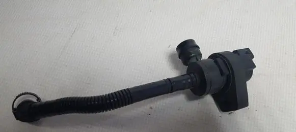 BMW 3 E46 Fuel tank valve 7512581