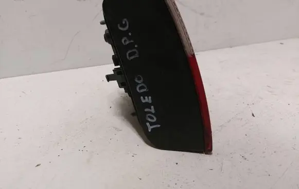 Seat Leon (1M) Rear/tail lights 1m6945095A