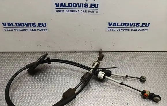Renault Master III Gear shift cable linkage 8201083204a