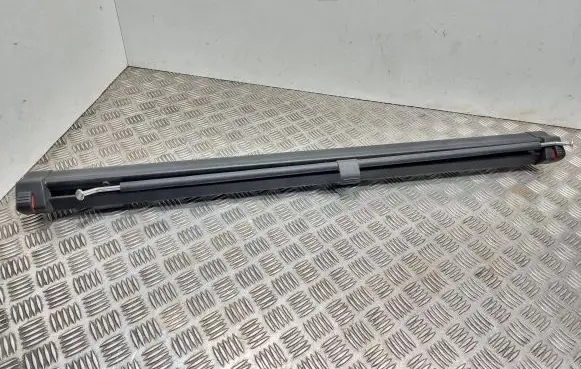 Volkswagen Golf VI Parcel shelf load cover 