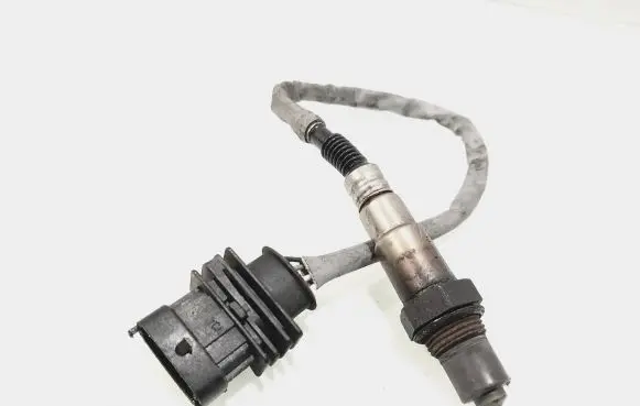 Opel Corsa E Lambda probe sensor 0258010121 55563348