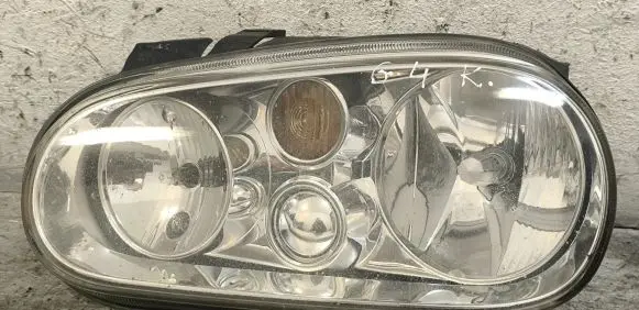 Volkswagen Golf IV Headlight/headlamp 1J1941017