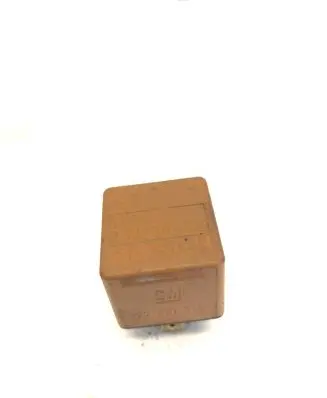 Audi A5 8T 8F Other relay 0332209136