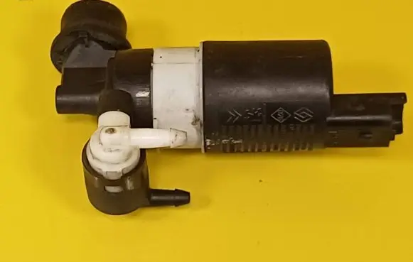 Renault Megane III Windscreen/windshield washer pump 289200001R